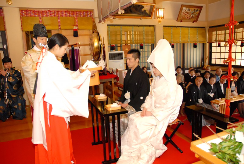 三々九度聖盃の儀